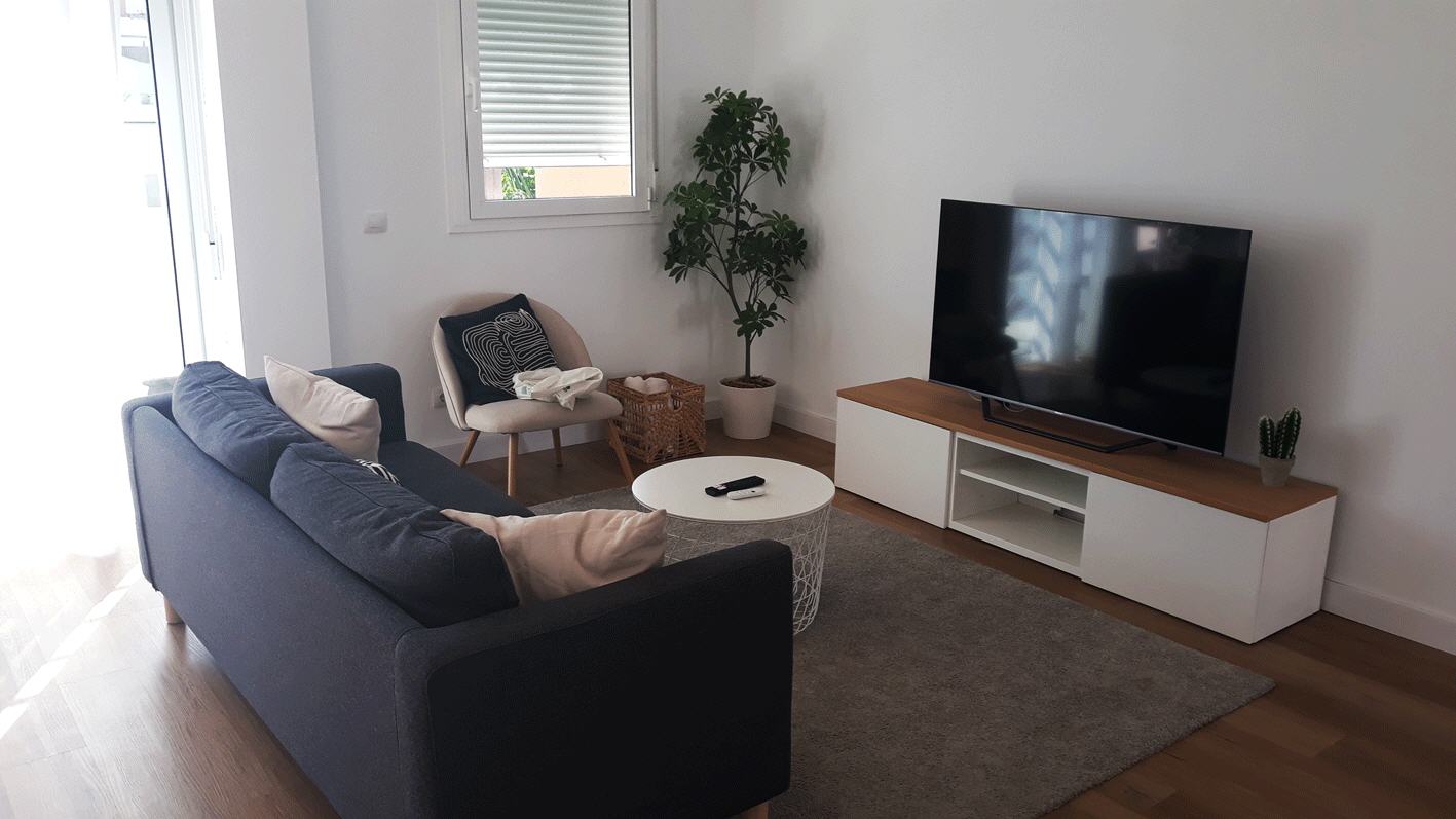 Research.Point SOUTH 1